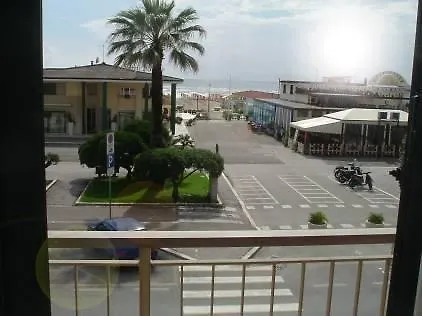 Hotel Ambra Viareggio